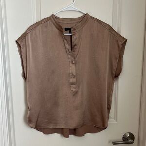 Banana Rephblic Tan Women's Top